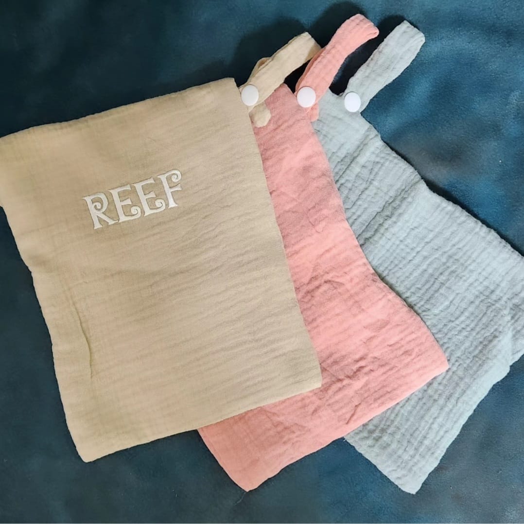 נרתיק לחיתולים עם שם – מוצר מעוצב בהתאמה אישית של ליבי-שופ